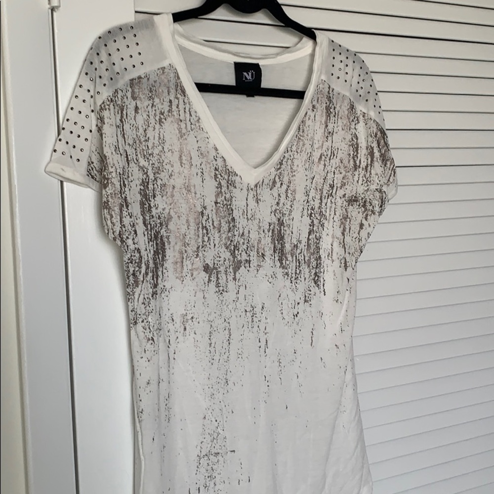 Tshirt - Picture 2 of 5